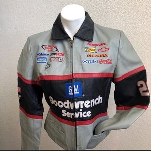 Chase leather. Good wrench racing jacket. Size M